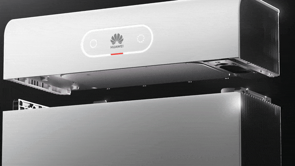 Un video che mostra il collegamento di una batteria Luna Huawei per fotovoltaico